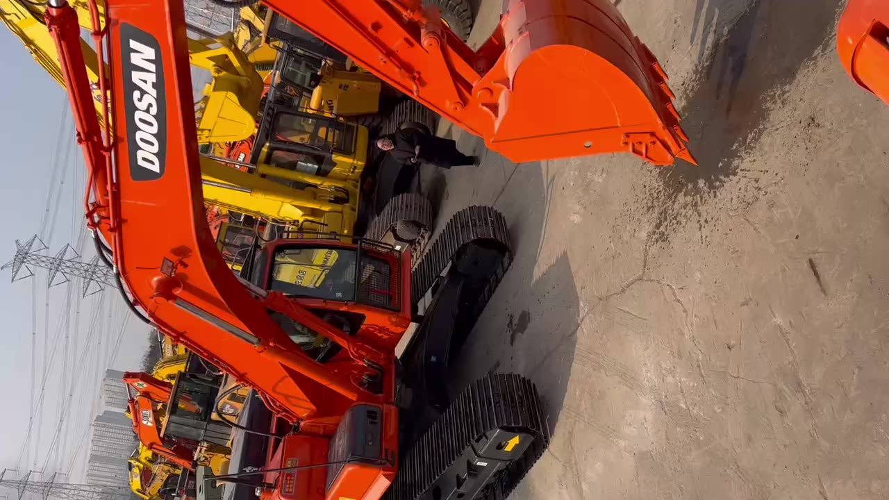 Second Hand Doosan Excavator DX300-9 Excavator