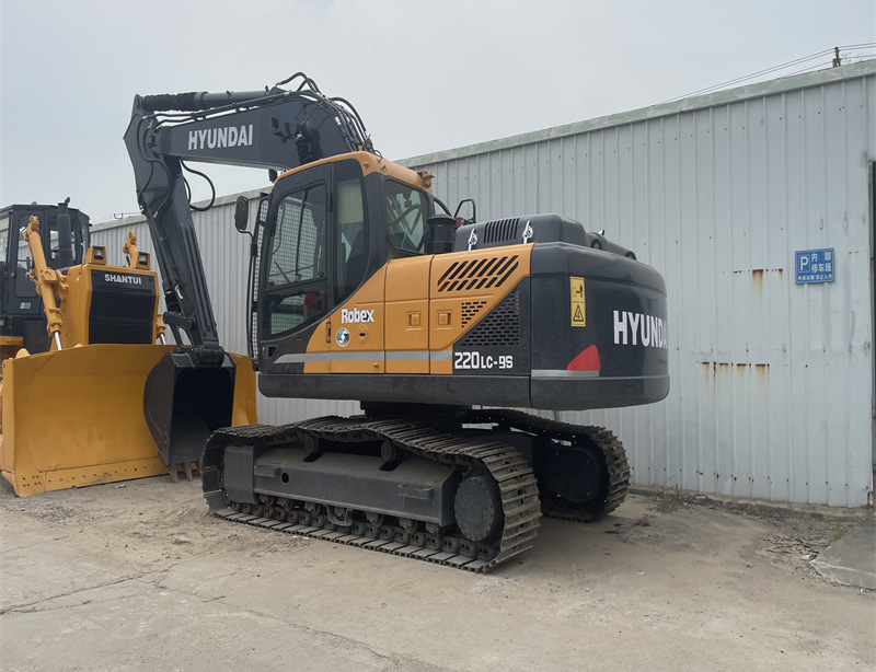 HYUNDAI220LC-9S Excavator