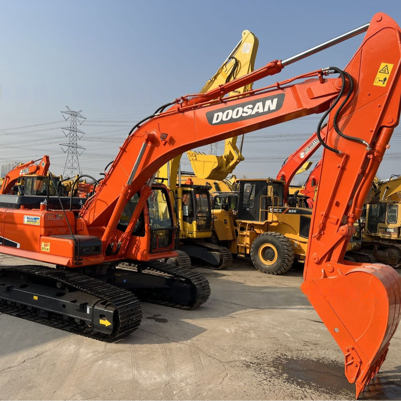 Second Hand Doosan Excavator DX300-9 Excavator