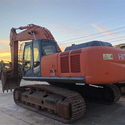 Japanese Hitachi ZX350 Crawler Excavator, A 35-ton Large Excavator