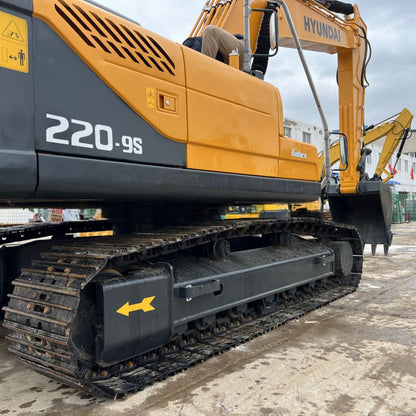 Second-hand Hyundai 220-9S Crawler Excavator