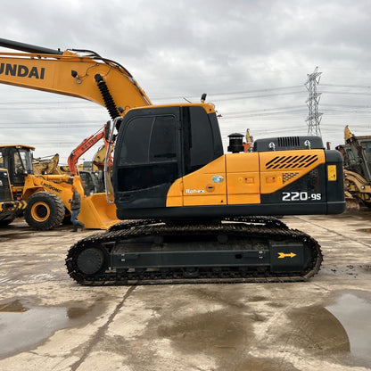 Second-hand Hyundai 220-9S Crawler Excavator