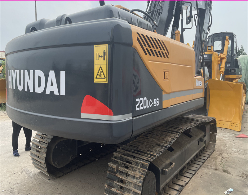 HYUNDAI220LC-9S Excavator